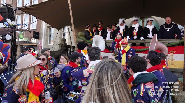 DSC03200- Oeteldonk carnavalszondag intocht bij stadhuis Markt - 15feb2026 - foto GerardMontE DSC03200- Oeteldonk carnavalszondag intocht bij stadhuis Markt - 15feb2026 - foto GerardMontE