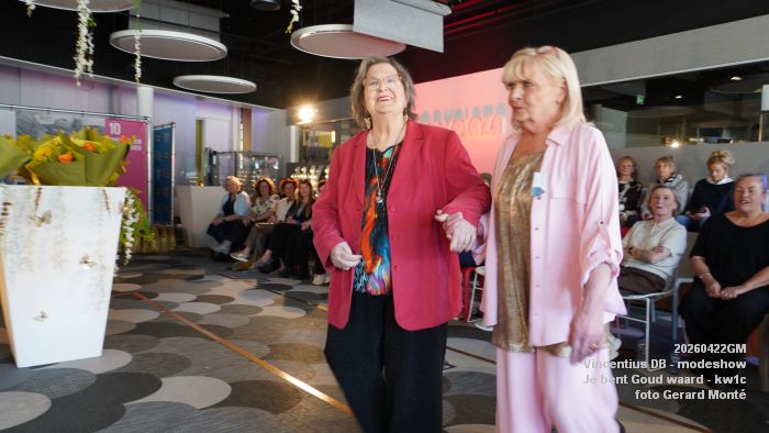 DSC06710-DSC09252- Vincentius DB - modeshow Goud waard - workplaza kw1c - 22apr2026 - foto GerardMontE