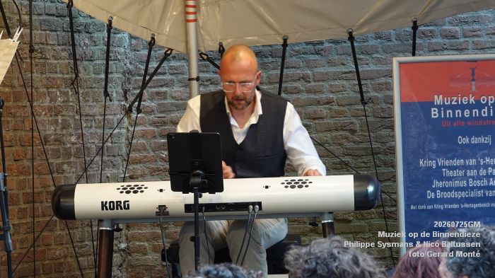 DSC07194-DSC03758- Muziek op de Binnendieze - Philippe Sysmans en Nico Baltussen - 25juli2026 - foto GerardMontE DSC07194-DSC03758- Muziek op de Binnendieze - Philippe Sysmans en Nico Baltussen - 25juli2026 - foto GerardMontE