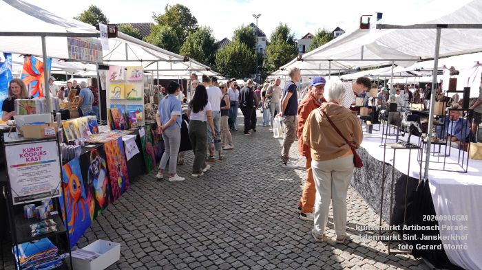 DSC07164- kunstmarkt Artibosch Parade - platenmarkt Sint-Janskerkhof - 6sep2026 - foto GerardMontE DSC07164- kunstmarkt Artibosch Parade - platenmarkt Sint-Janskerkhof - 6sep2026 - foto GerardMontE